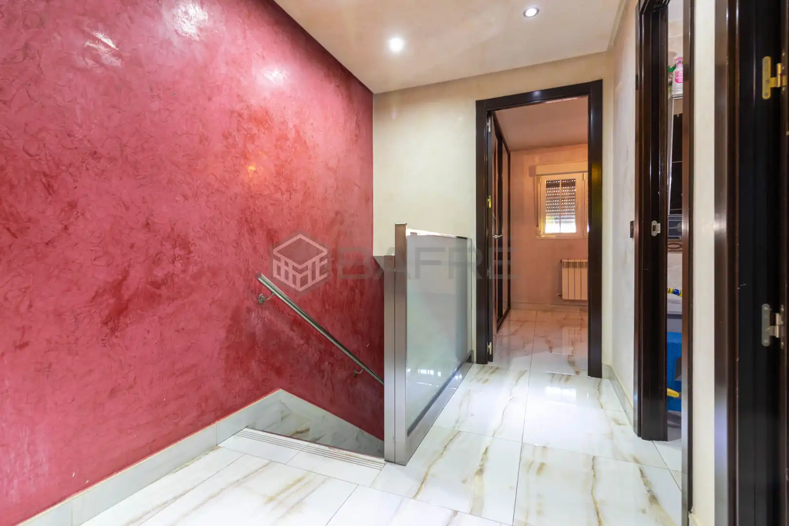 Houses for sale in Madrid  with Air Conditioner, Heating and Private garden