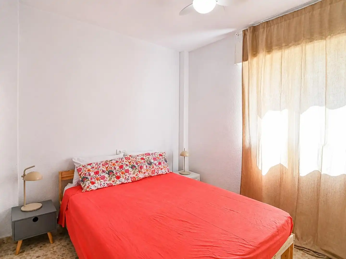 Habitación de Piso en venta en Rincón de la Victoria con Terraza y Amueblado