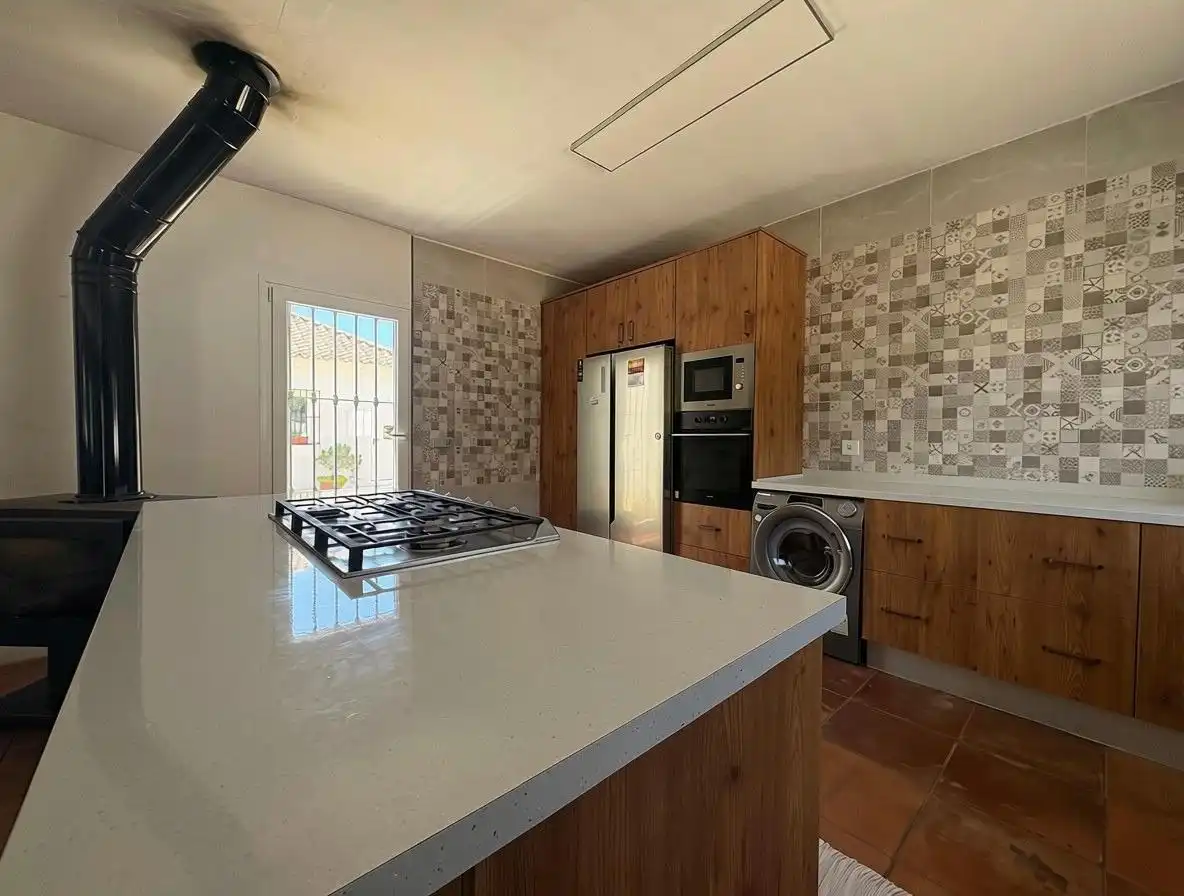 Cuina de Casa o xalet en venda en Tarifa amb Jardí privat i Terrassa