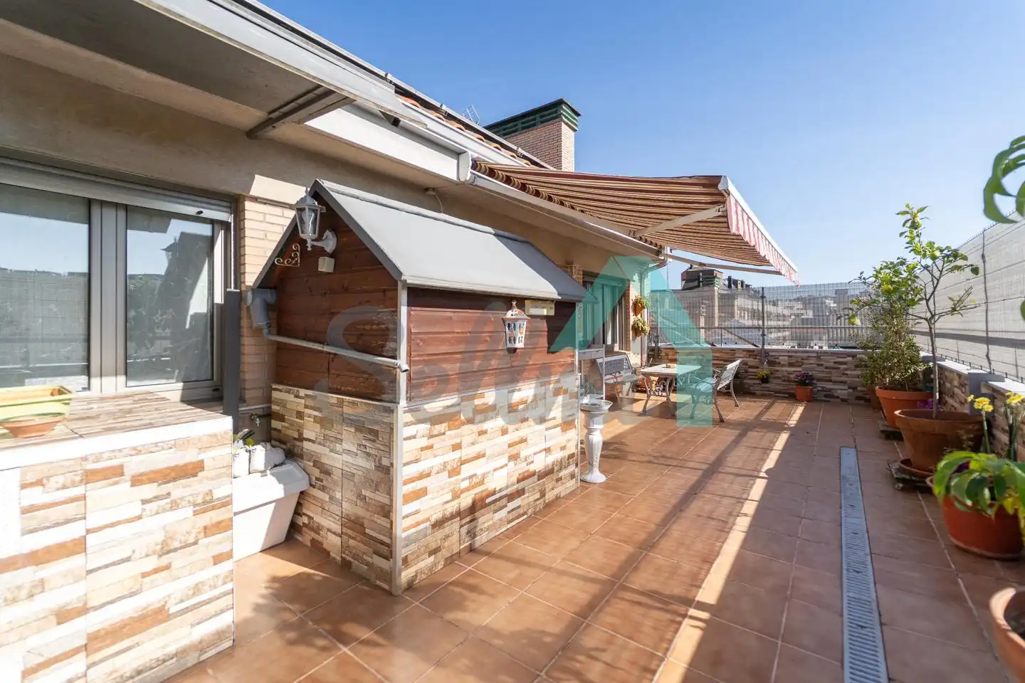Terraza de Ático en venta en Oviedo  con Calefacción, Parquet y Terraza