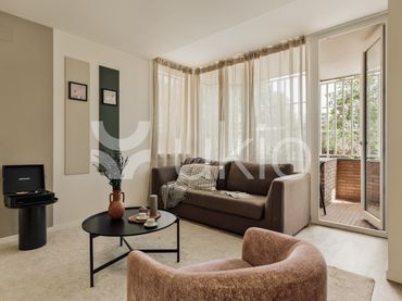 Apartment with lift to rent in Passeig de Manuel Girona