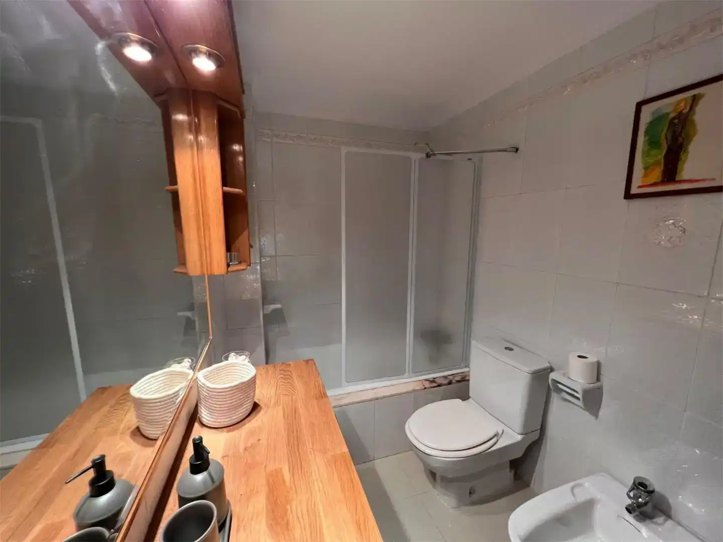 Baño de Piso en venta en Santa Eulària des Riu con Aire acondicionado, Amueblado y Balcón