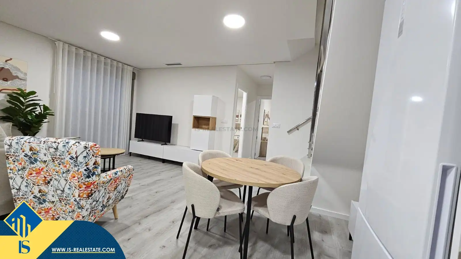 Sala d'estar de Àtic en venda en Orihuela amb Terrassa, Traster i Moblat