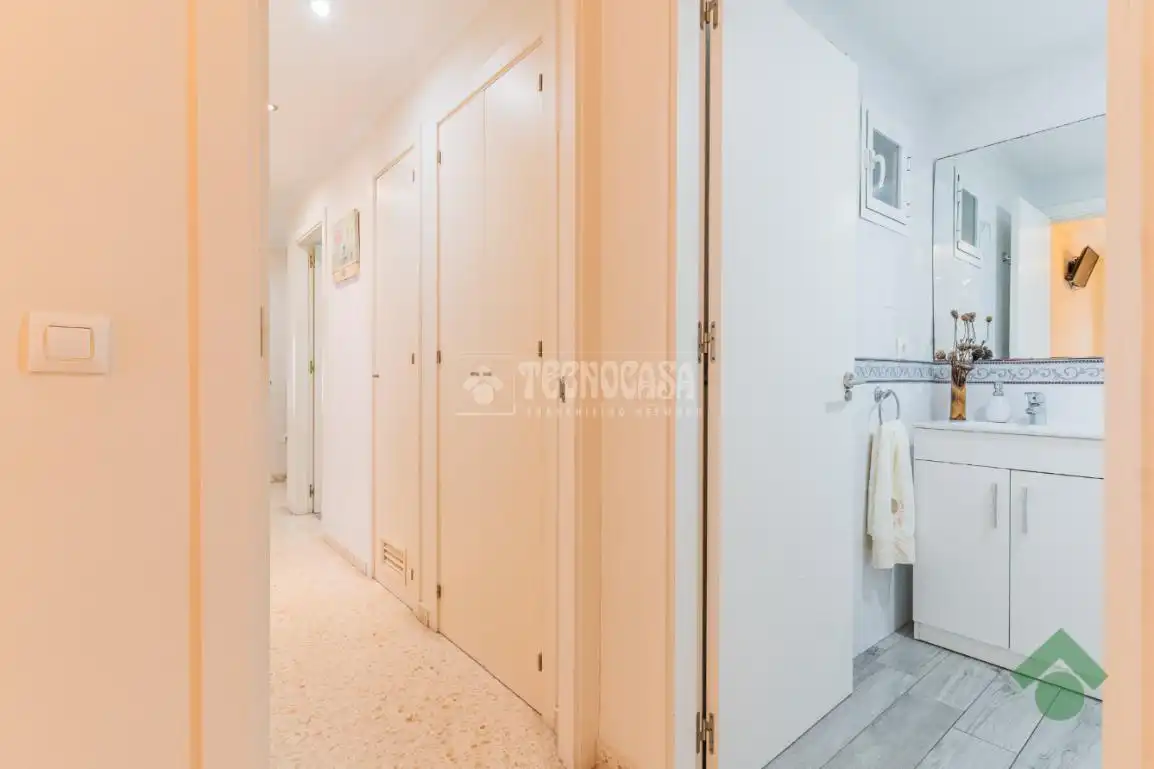 Piso en venta en Puertas del sur - Guadabajaque