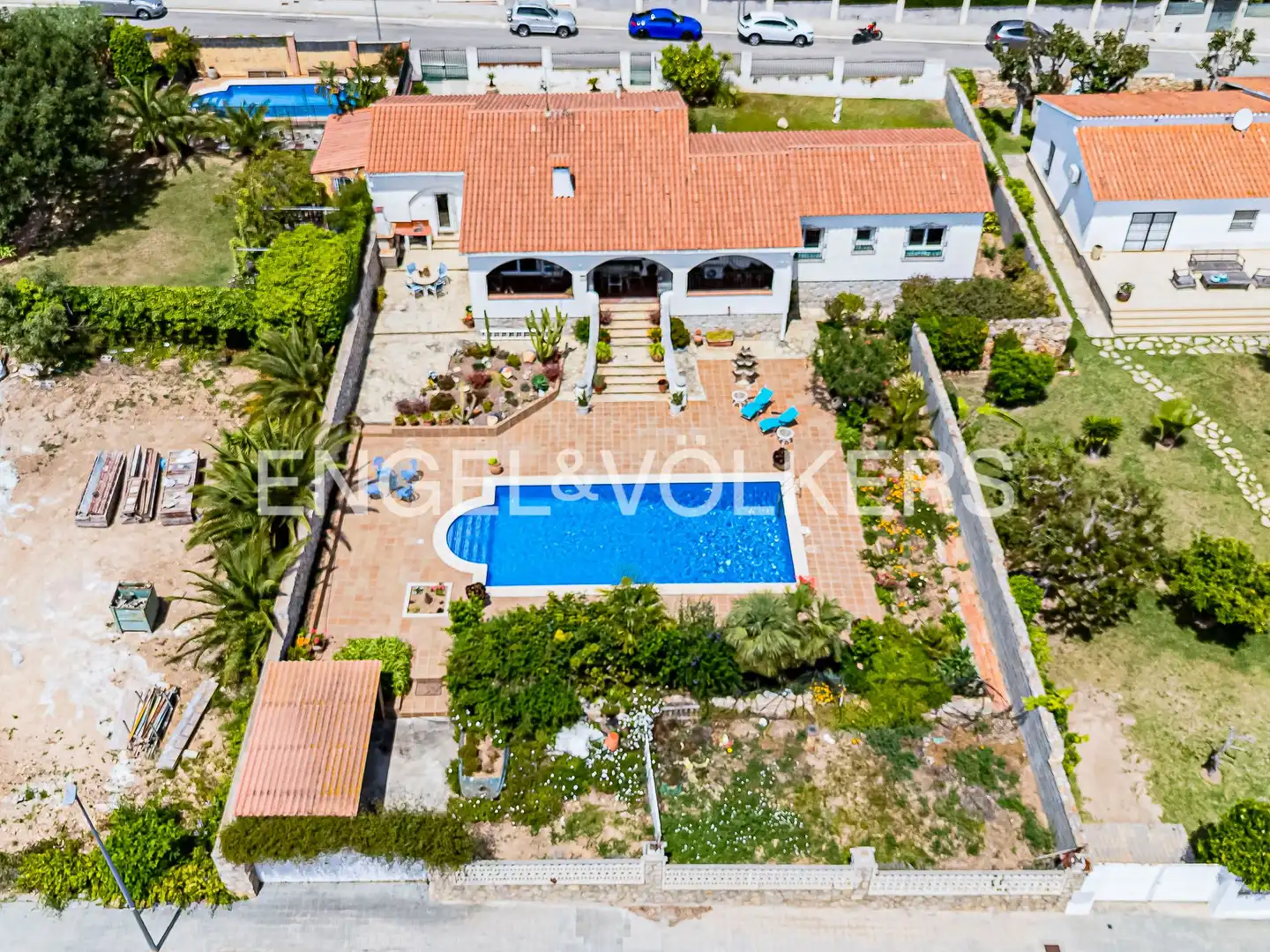 Exterior view of Houses for sale in Cubelles  with Air Conditioner, Heating and Private garden