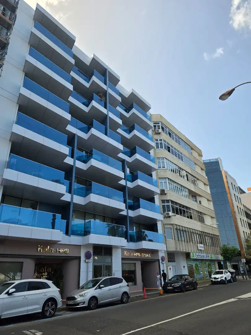 Vista exterior de Piso en venta en Las Palmas de Gran Canaria