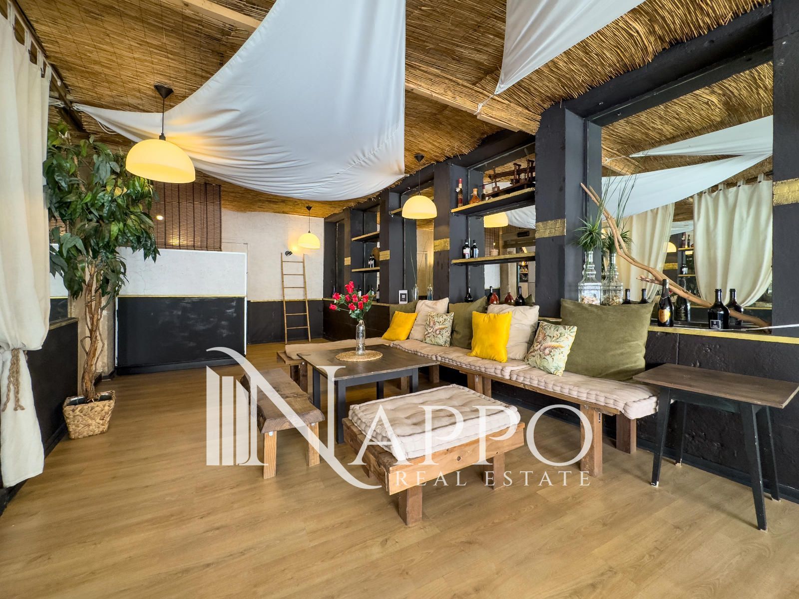 Premises to rent in  Palma de Mallorca  with Air Conditioner, Furnished and Internet