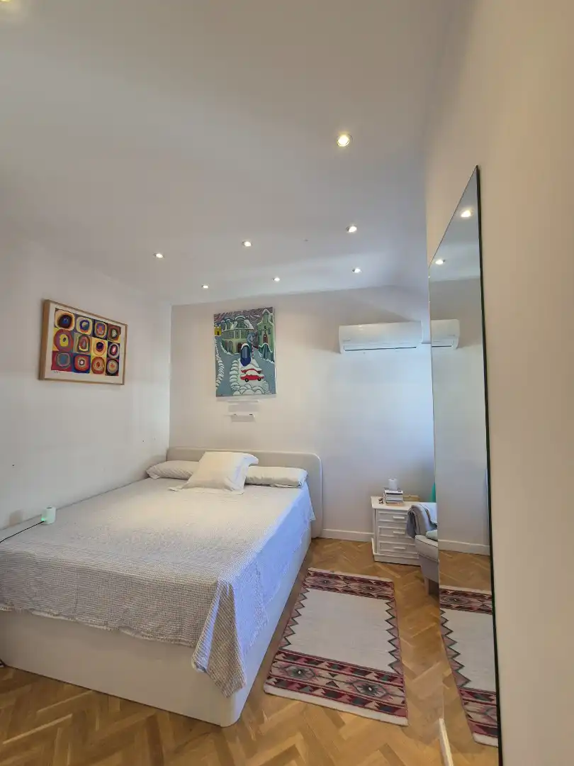 Habitación de Dúplex de alquiler en Madrid con Aire acondicionado, Calefacción y Piscina