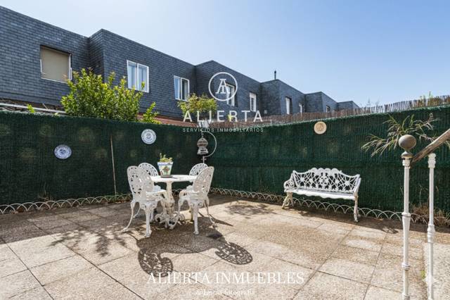 Casa-chalet en Venta en Somport en Salvador Allende