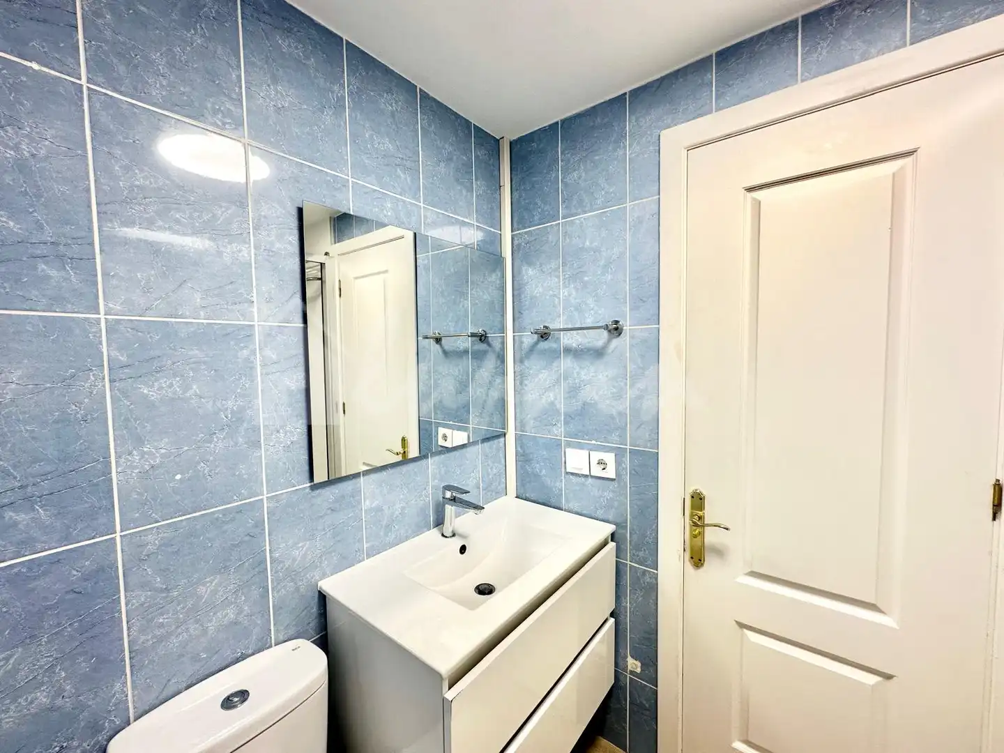 Baño de Apartamento en venta en Arona