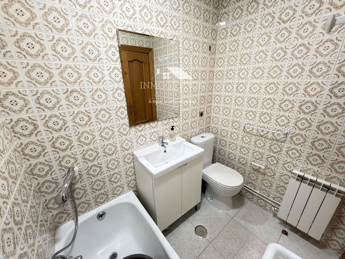 Bathroom of Flat for sale in Albacete  with Air Conditioner, Heating and Terrace