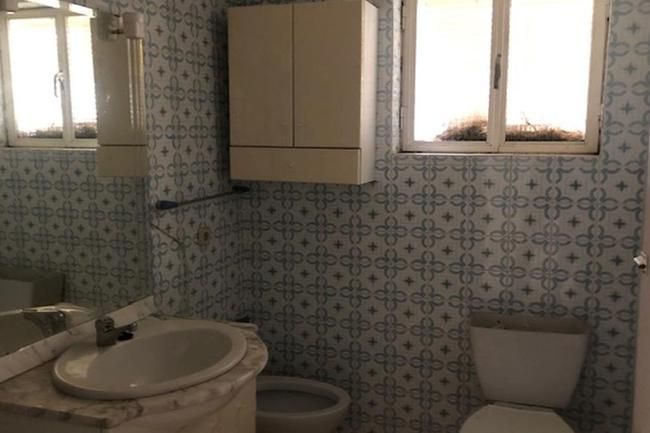 Bany de Pis en venda en Linares