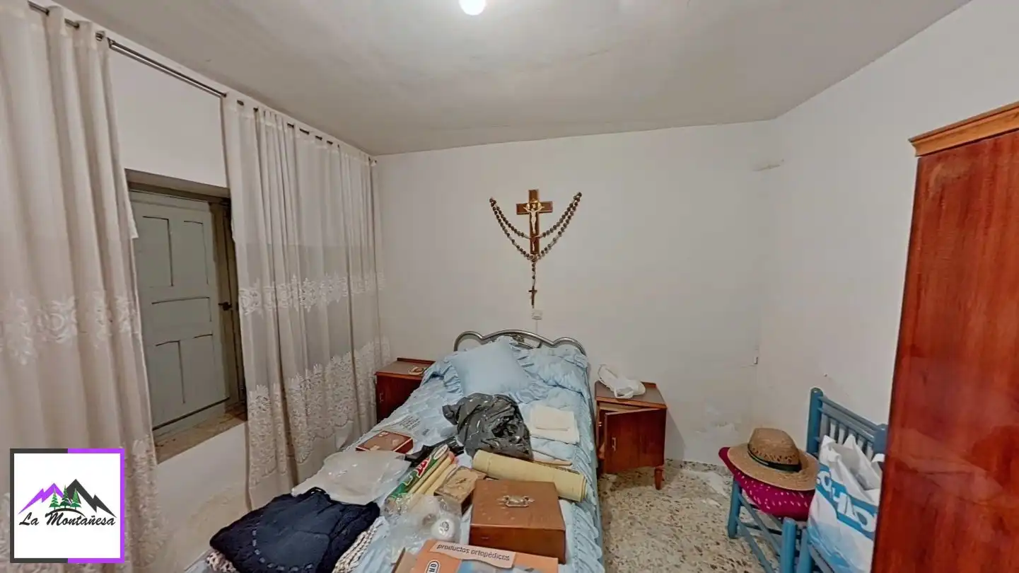 Habitación de Casa o chalet en venta en San Pablo de los Montes con Calefacción y Trastero