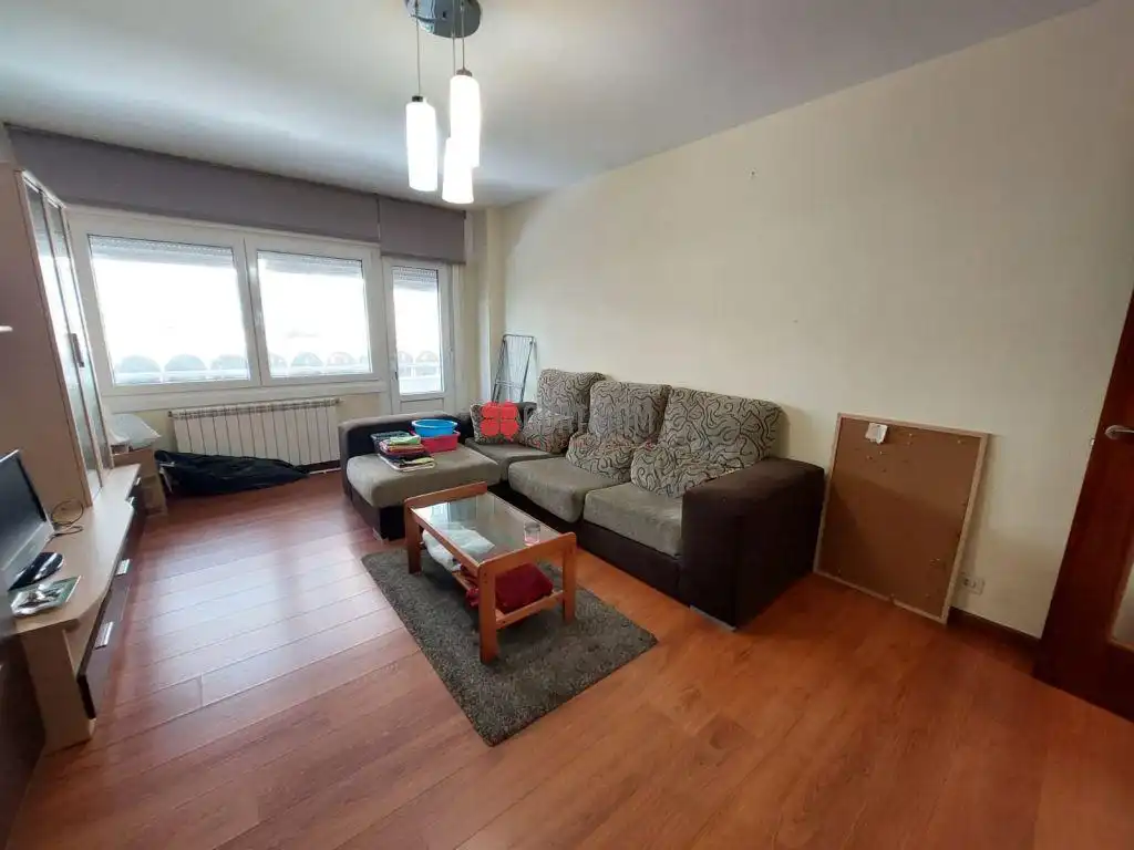 Wohnzimmer von Wohnung zur Miete in Santiago de Compostela  mit Parkett und Möbliert