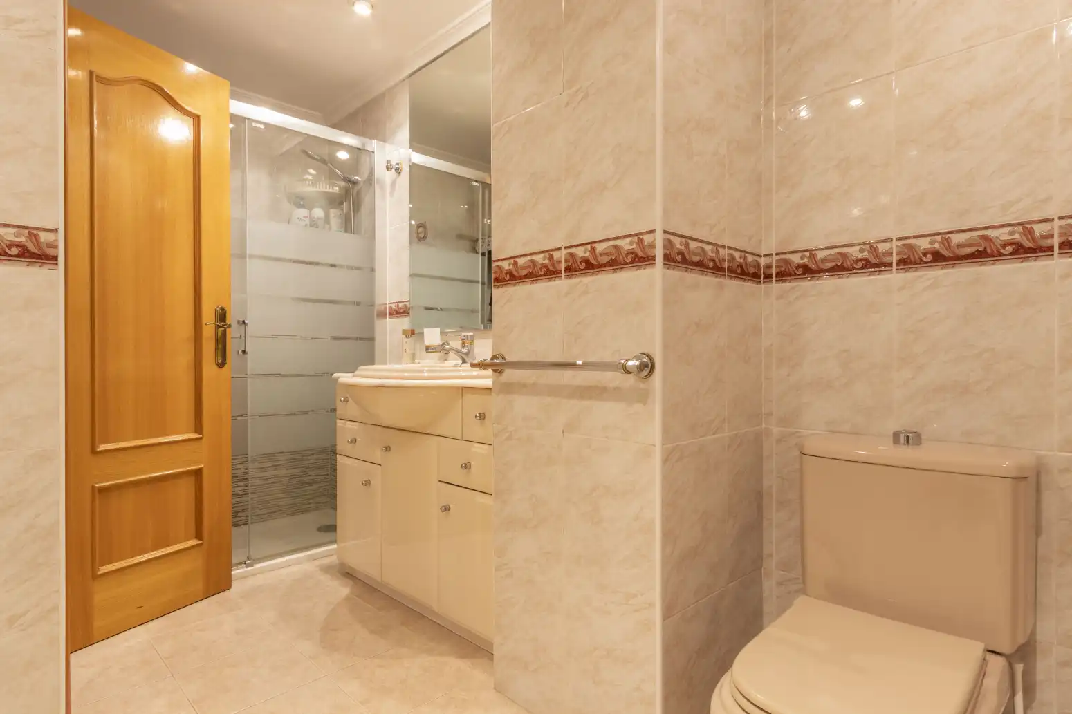 Baño de Piso en venta en Almàssera con Aire acondicionado y Balcón