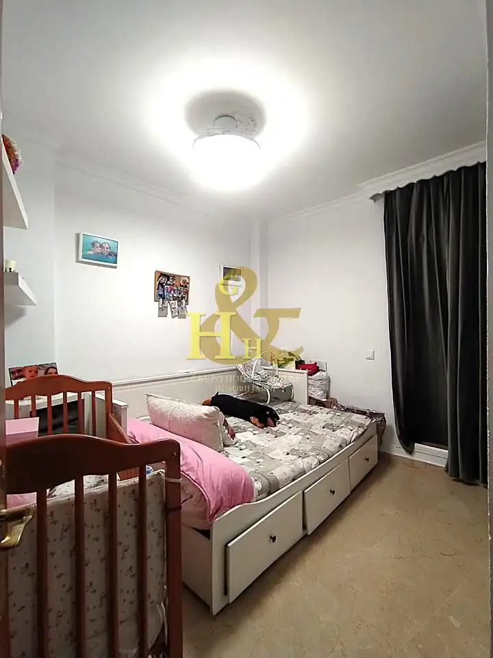 Habitación de Dúplex en venta en Sanlúcar de Barrameda con Terraza y Trastero