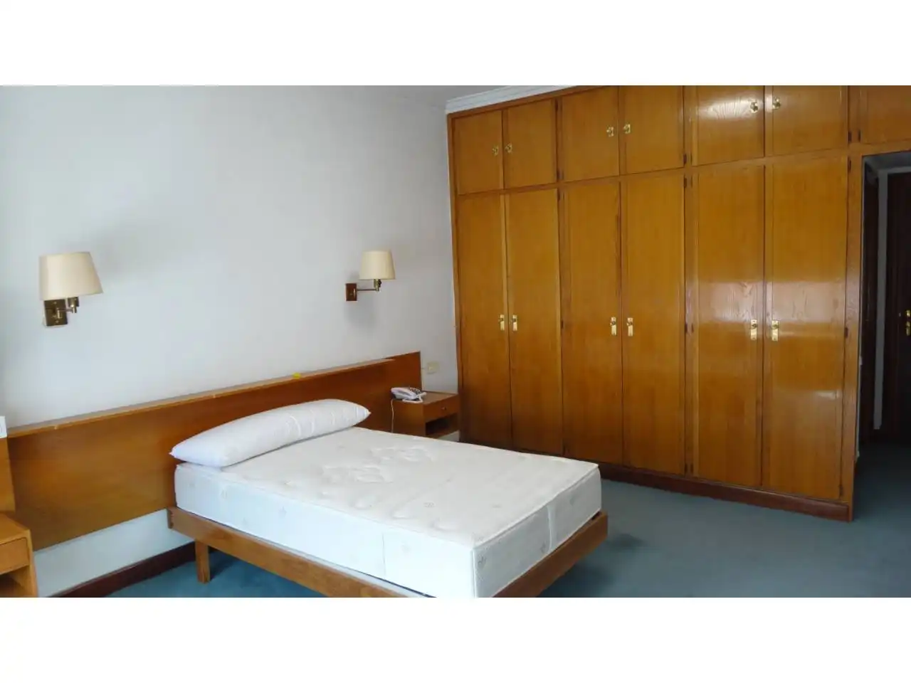 Habitación de Piso en venta en  Pamplona / Iruña con Calefacción, Parquet y Trastero