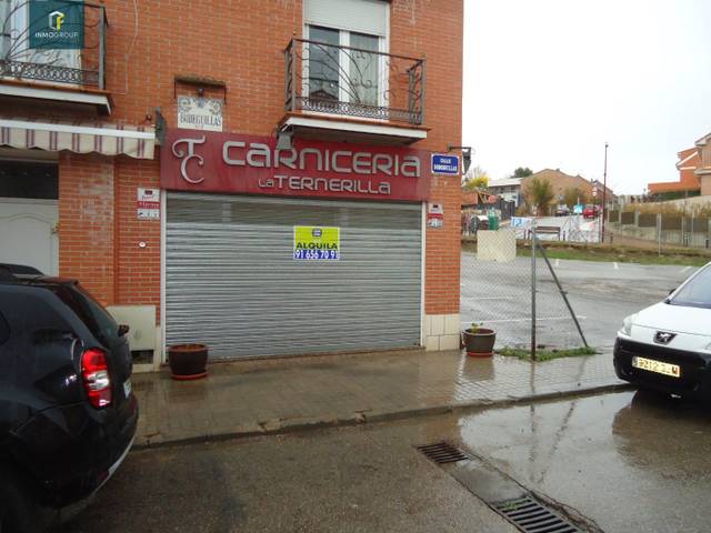 Local comercial en Alquiler en Cobeña
