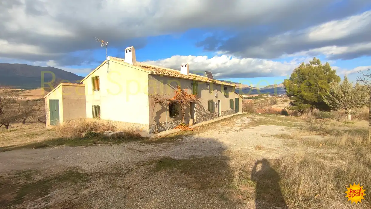 Casa rústica en venta en Vélez-Rubio