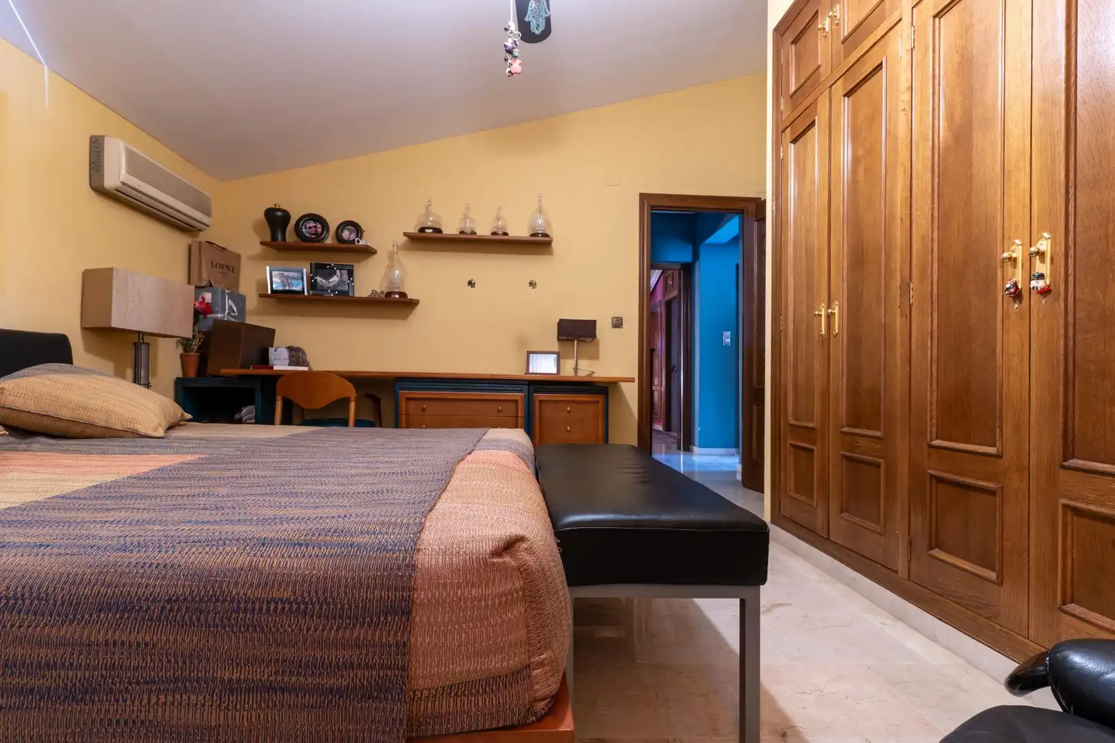 Habitación de Casa o chalet en venta en L'Eliana con Aire acondicionado, Calefacción y Jardín privado