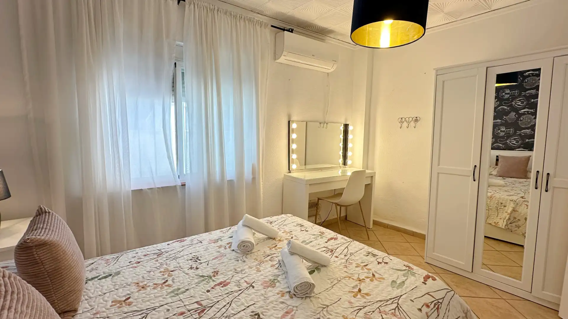 Habitación de Casa o chalet de alquiler en Gandia con Aire acondicionado, Calefacción y Terraza