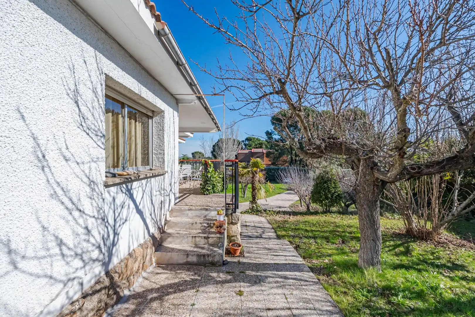 Vista exterior de Casa o chalet en venta en Tres Cantos con Calefacción, Jardín privado y Terraza