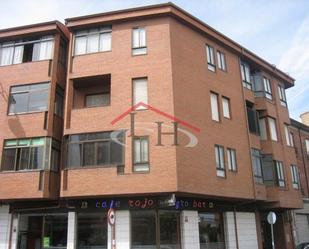 Exterior view of Flat for sale in León Capital   with Heating, Terrace and Storage room