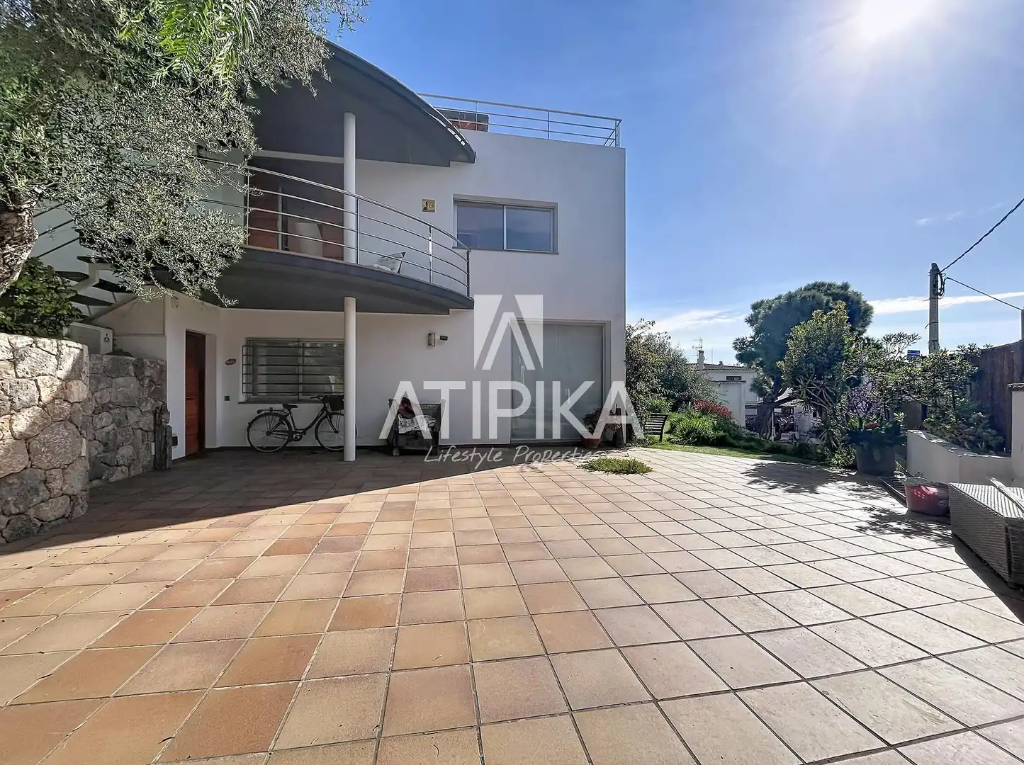 Vista exterior de Casa o xalet en venda en Castelldefels amb Calefacció, Terrassa i Traster