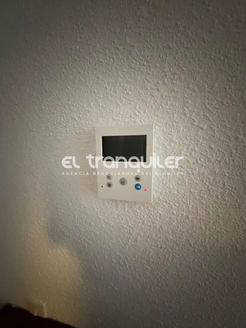 Wohnung zur Miete in Calle Oña, Virgen del Cortijo - Manoteras