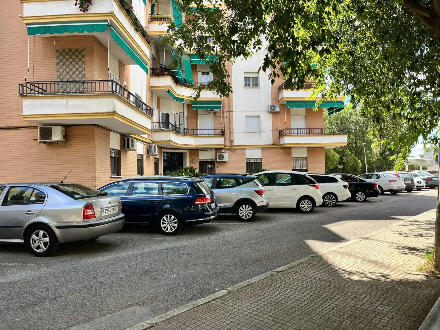 Parking of Flat for sale in Sevilla  with Air Conditioner, Terrace and Balcony