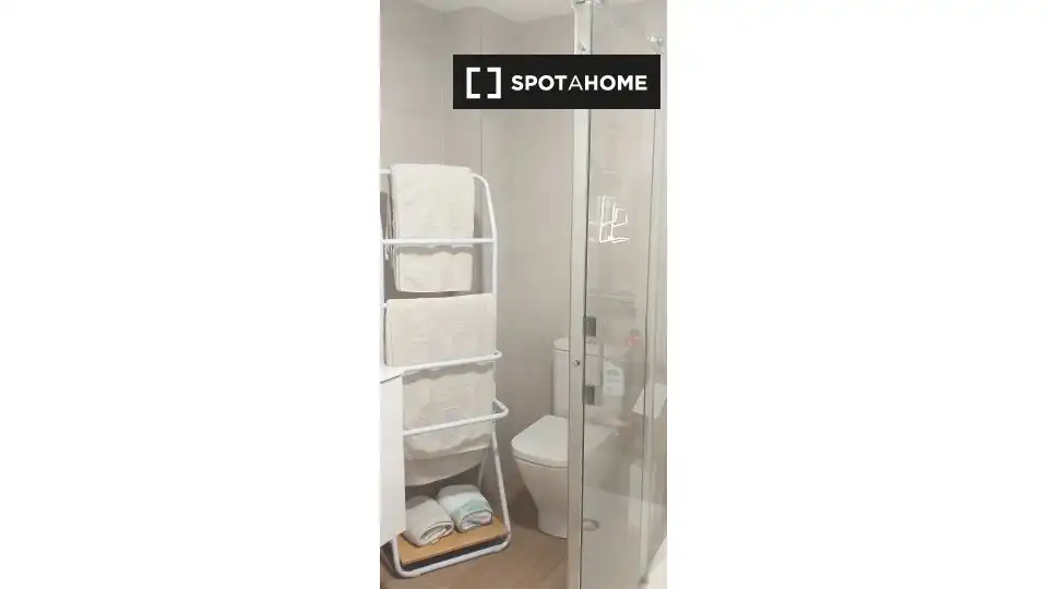 Habitació a Capuchinos - Glorieta - Ciudad Jardín