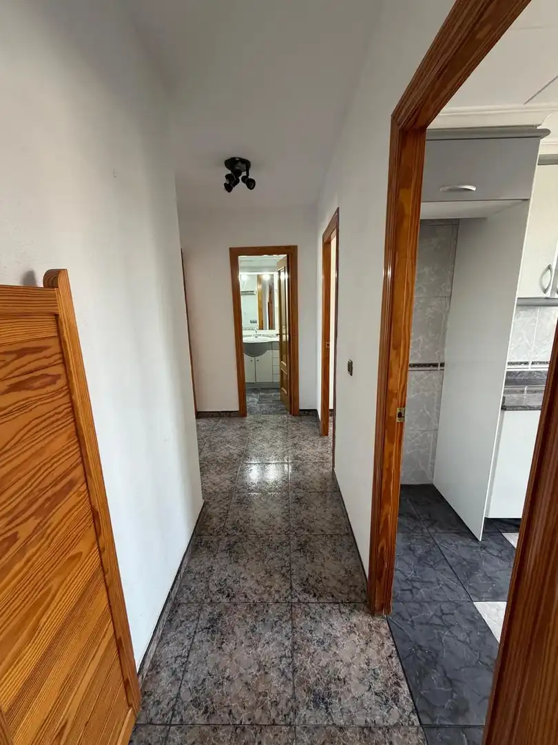 Piso en venta en Valencia con Balcón