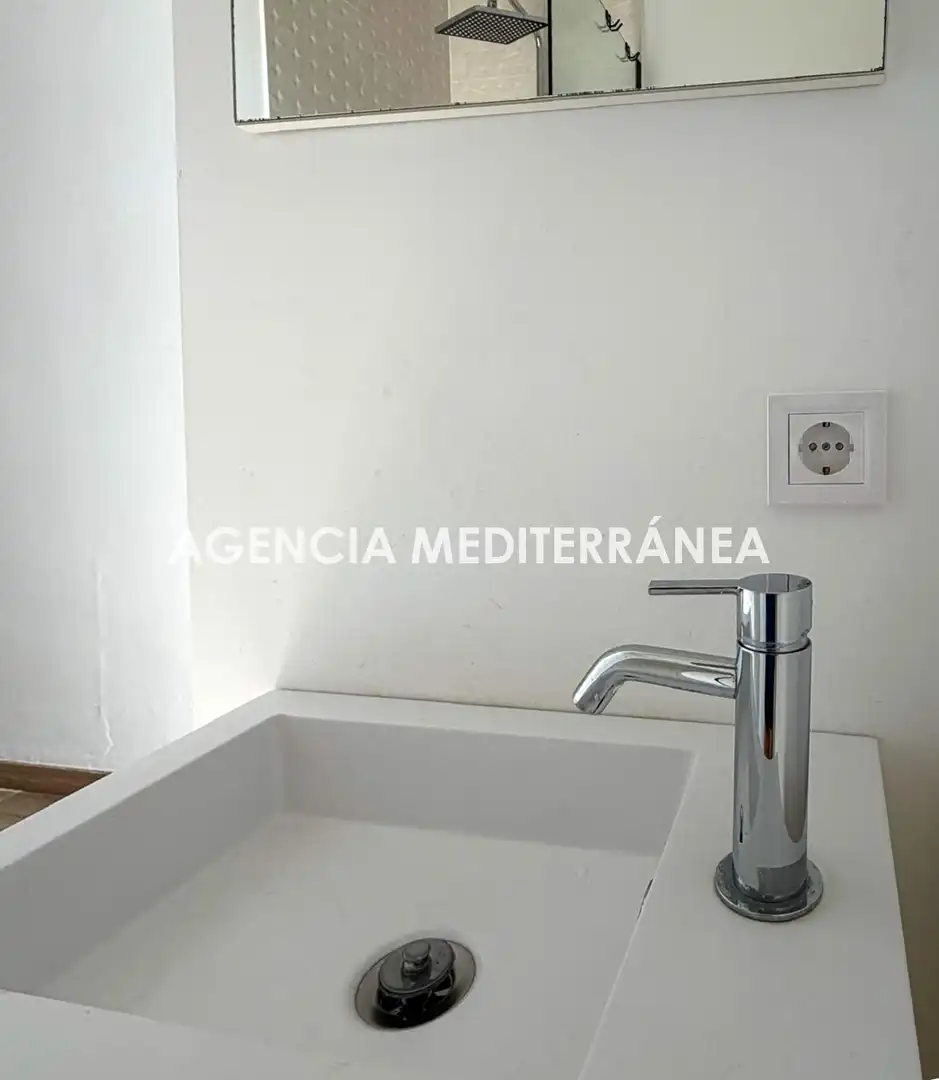 Bany de Oficina en venda en Valencia amb Aire condicionat, Calefacció i Terrassa