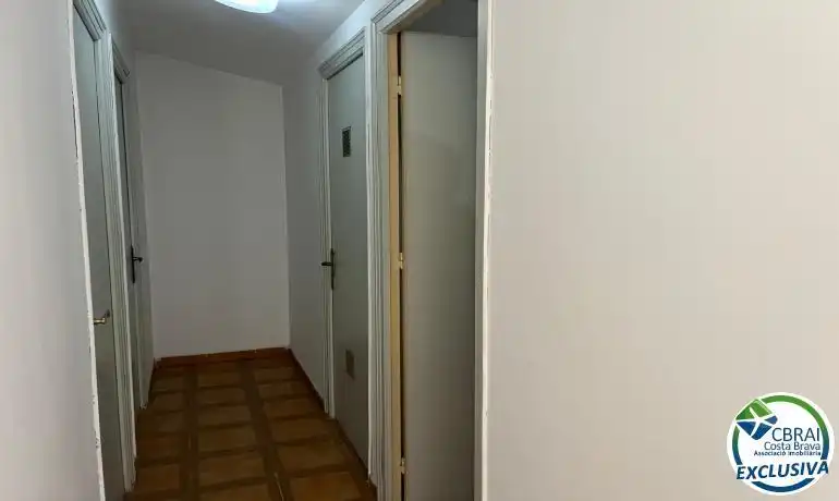 Flat for sale in Roses  with Heating, Terrace and Furnished