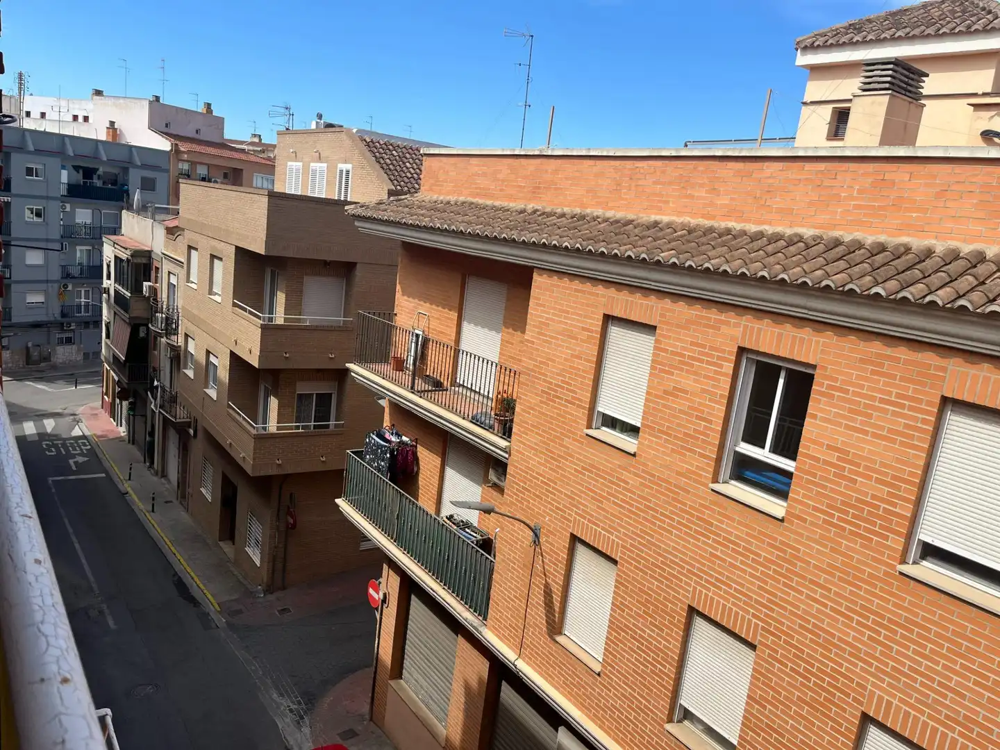 Vista exterior de Pis en venda en Burjassot amb Balcó