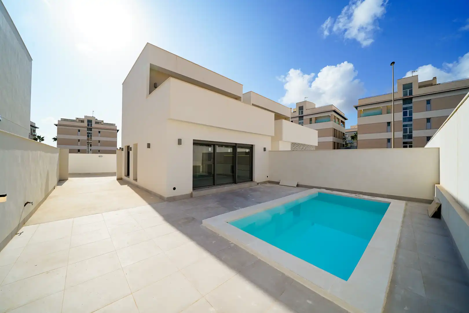 Flat with terrace for sale in Orihuela Costa