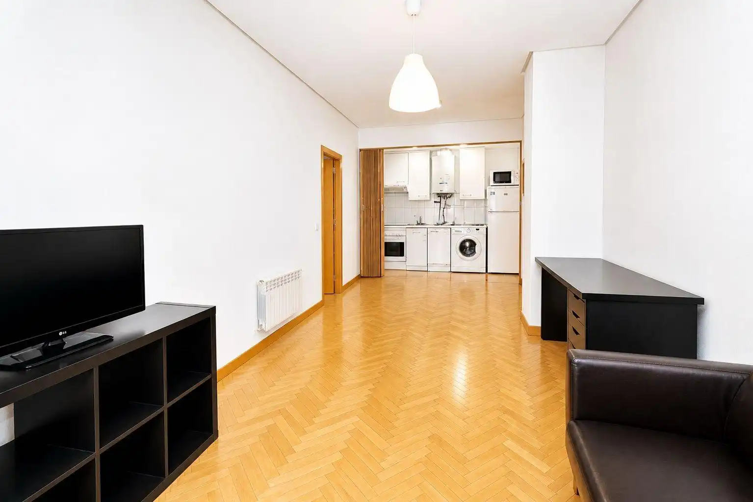 Flat for sale in Calle MONTERA, Sol