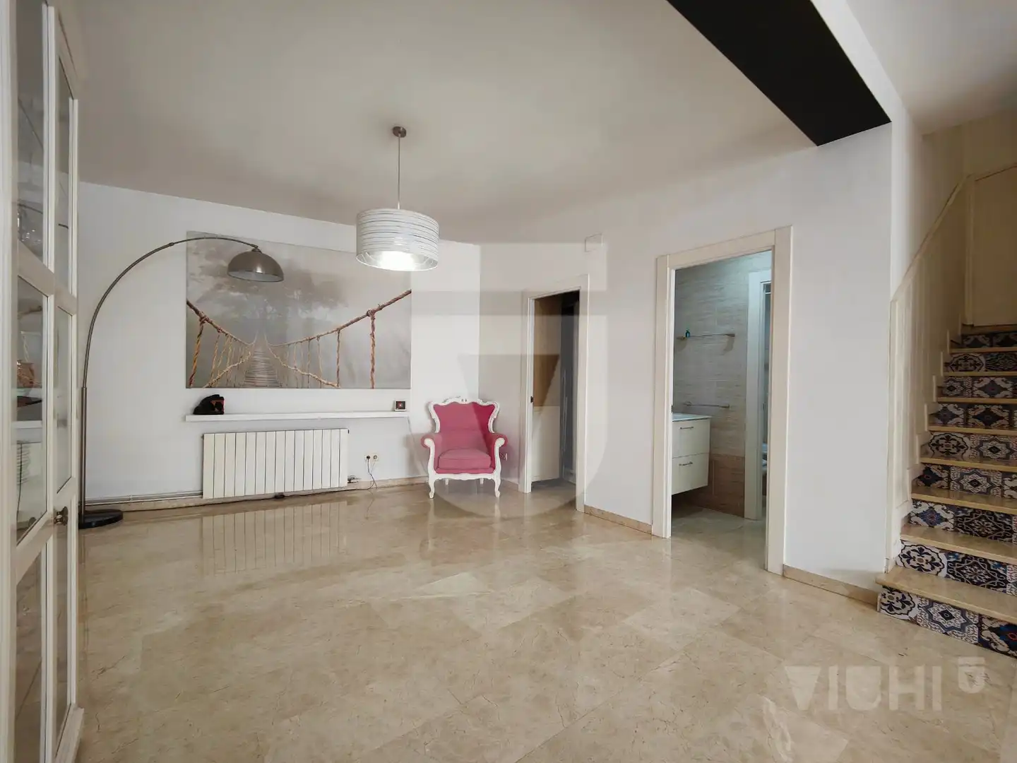 Sala d'estar de Dúplex en venda en Montgat amb Aire condicionat, Calefacció i Jardí privat