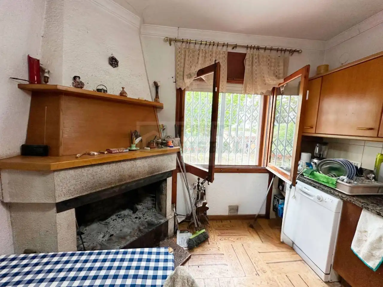 Kitchen of Houses for sale in La Bisbal d'Empordà  with Heating, Private garden and Terrace