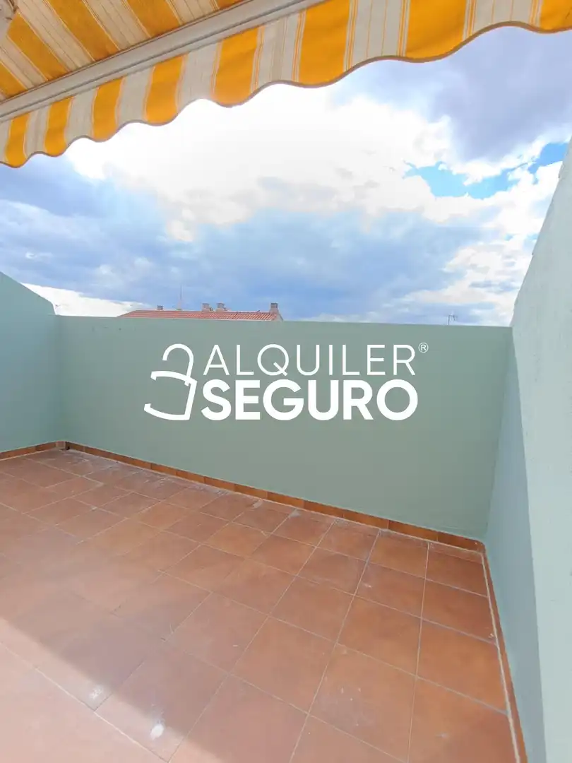 Terraza de Ático de alquiler en Aranjuez con Aire acondicionado, Calefacción y Terraza