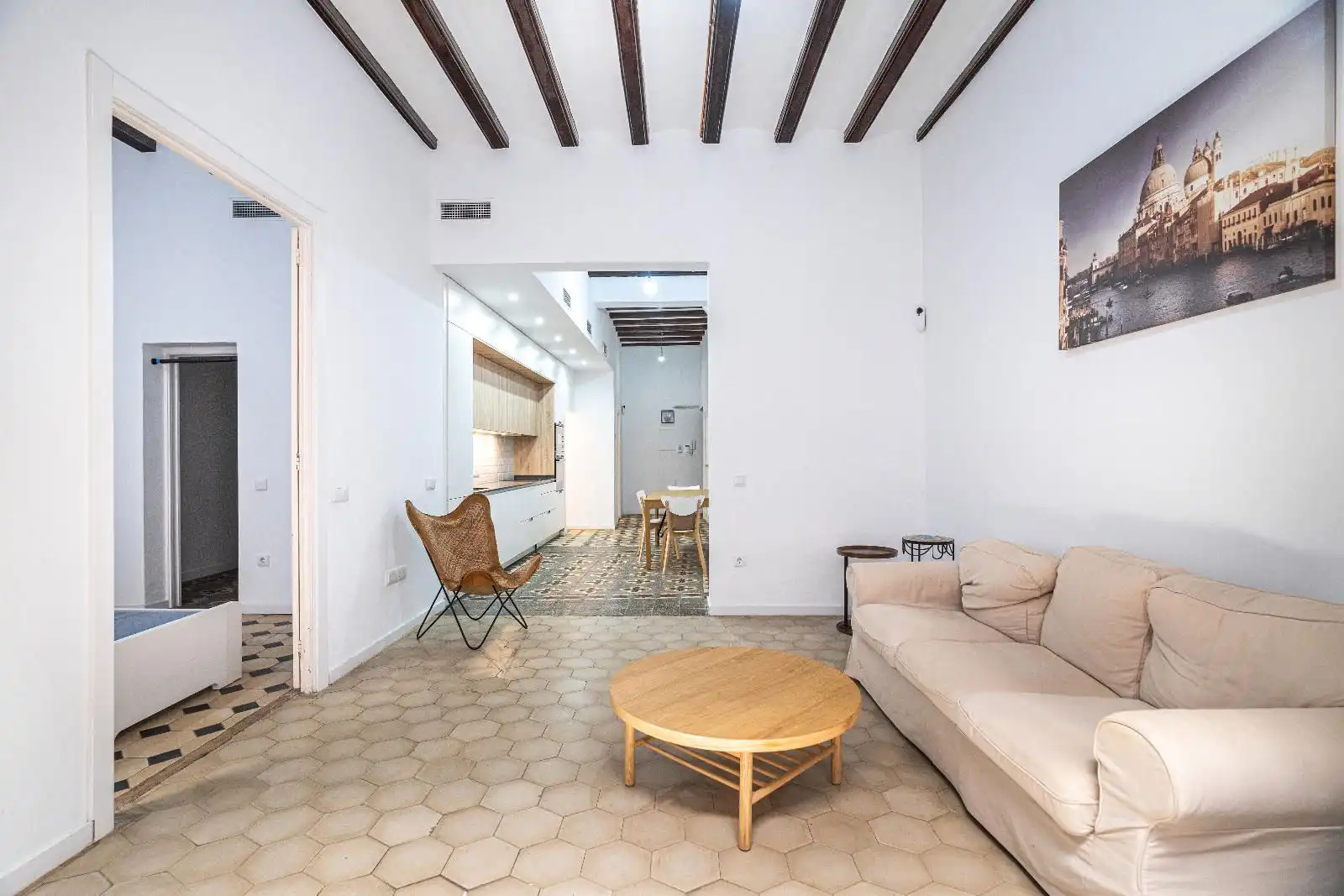 Living room of Flat for sale in Barcelona  with Air Conditioner, Terrace and Oven