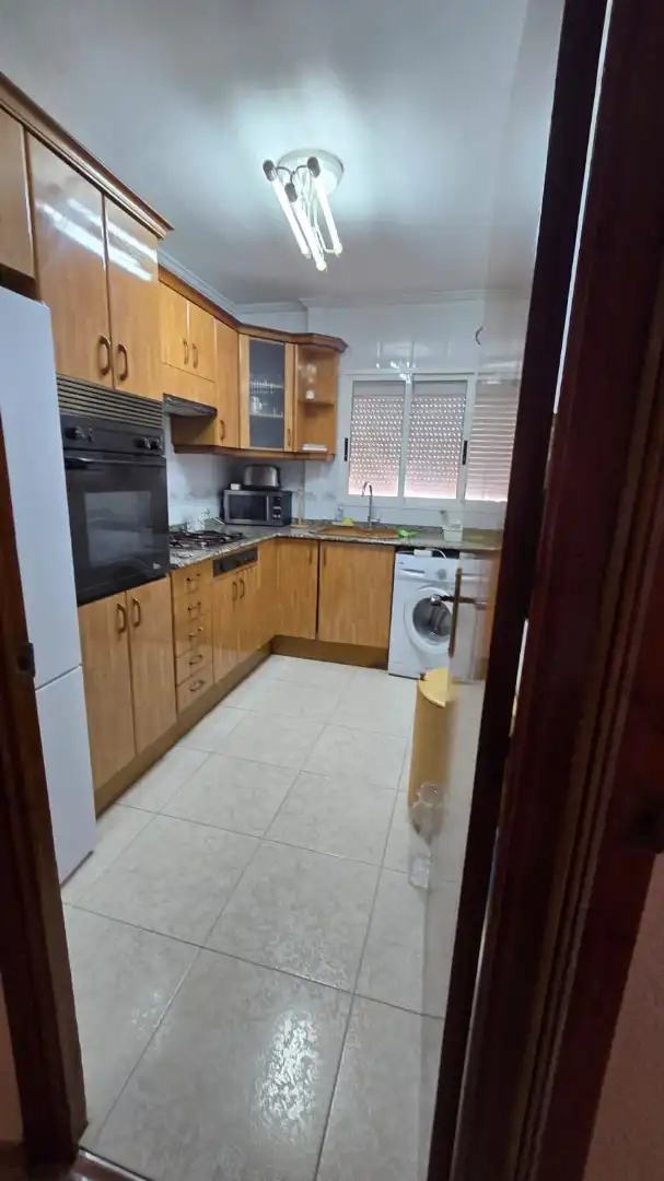 Kitchen of Flat for rent in Valencia  with Air Conditioner, Heating and Oven