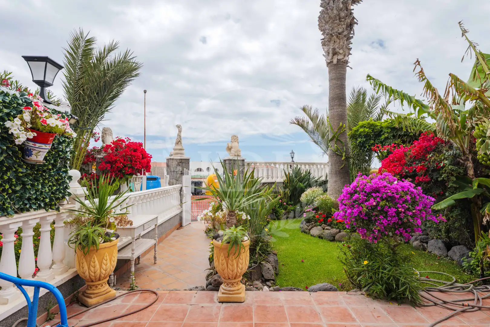 Terrace of Buildings for sale in Granadilla de Abona  with Alarm and Community pool