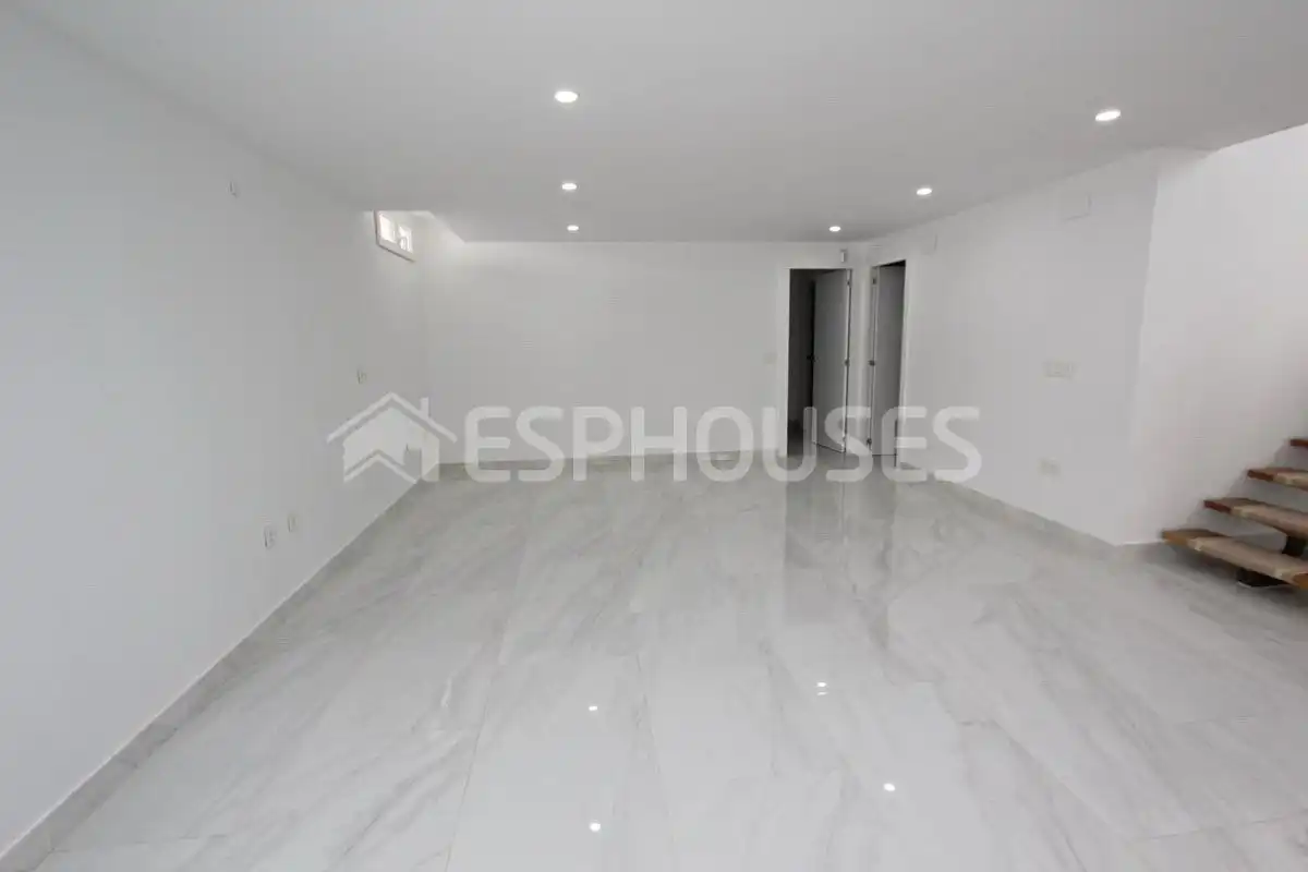 Casa con balcone in vendita a Coloma, imagen 12