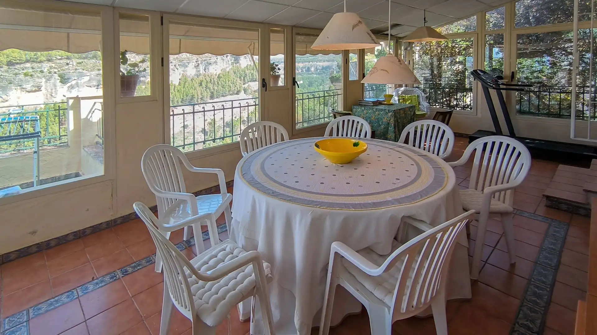 Terraza de Casa o chalet en venta en Cuenca con Aire acondicionado, Calefacción y Jardín privado