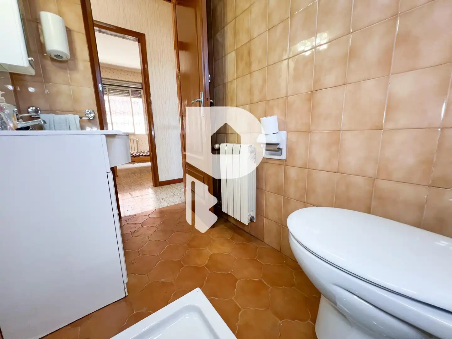 Bathroom of Houses for sale in Sant Andreu de la Barca  with Private garden, Terrace and Storage room