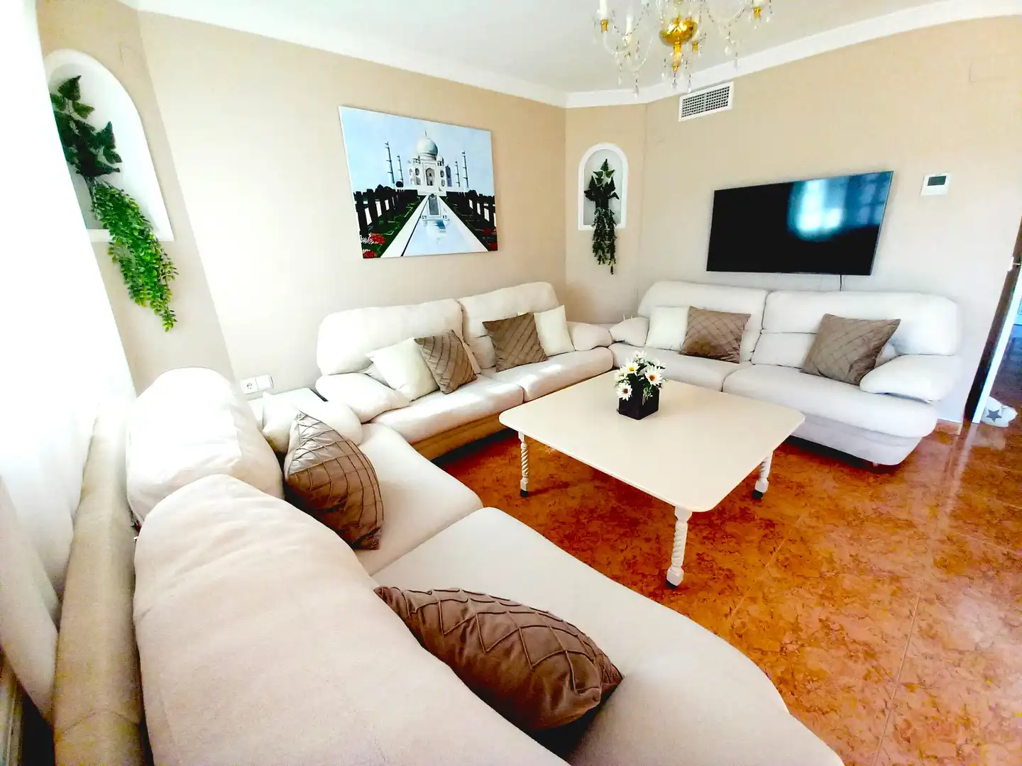 Living room of Houses for sale in L'Alfàs del Pi  with Air Conditioner, Private garden and Terrace