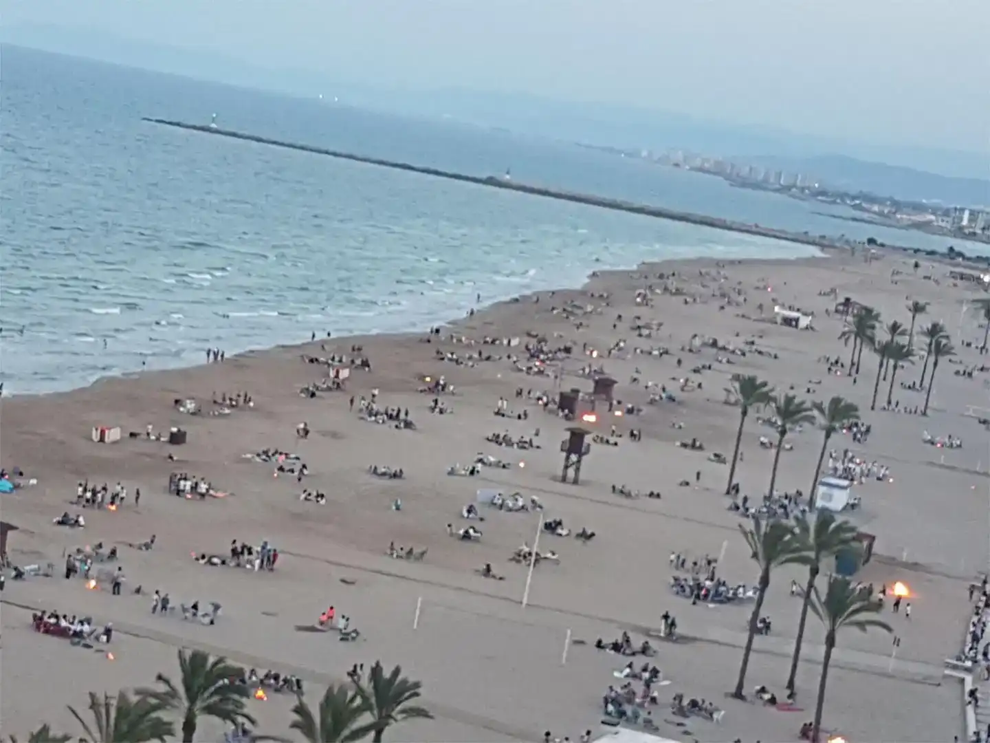 Vista exterior de Àtic de lloguer en Cullera amb Aire condicionat i Moblat