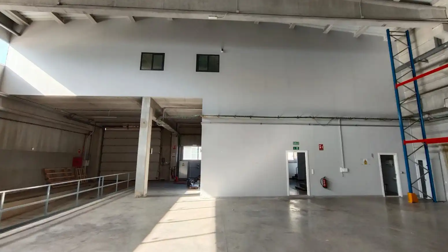 Industrial building to rent in Fuente del Jarro, imagen 6