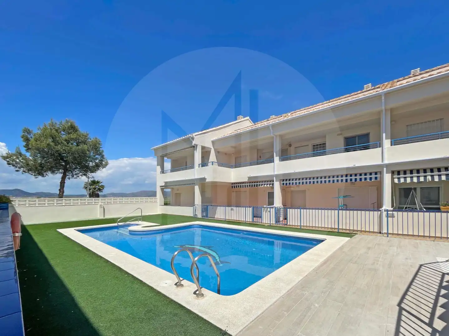 Dúplex con terraza en venta en Avenida EUROPA